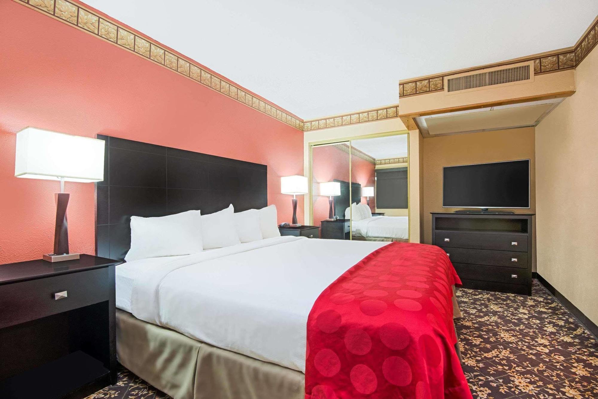 Red Lion Hotel Gillette Buitenkant foto